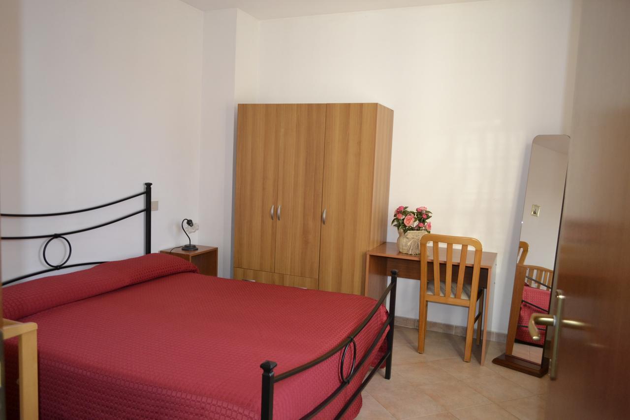 Casa Vacanze Valdamone Суверето Экстерьер фото